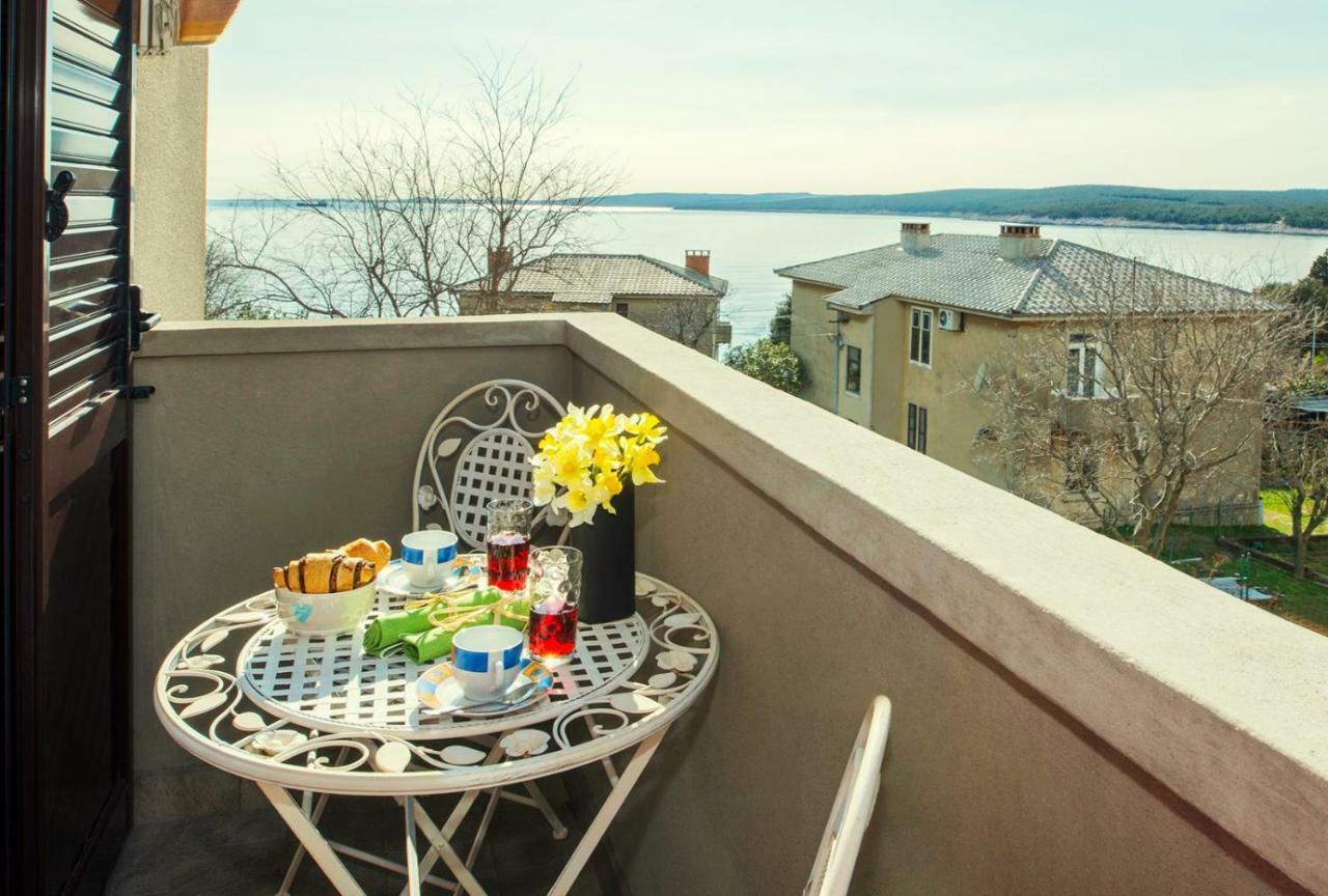 Apartment Stefania On The Beach Koromačno المظهر الخارجي الصورة
