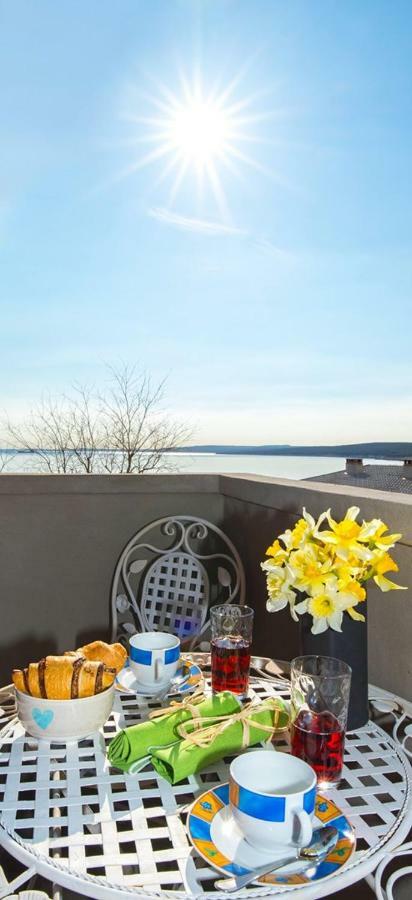 Apartment Stefania On The Beach Koromačno المظهر الخارجي الصورة
